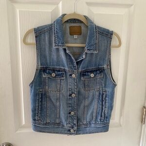 American Eagle Outfitters Jean Vest Size Small